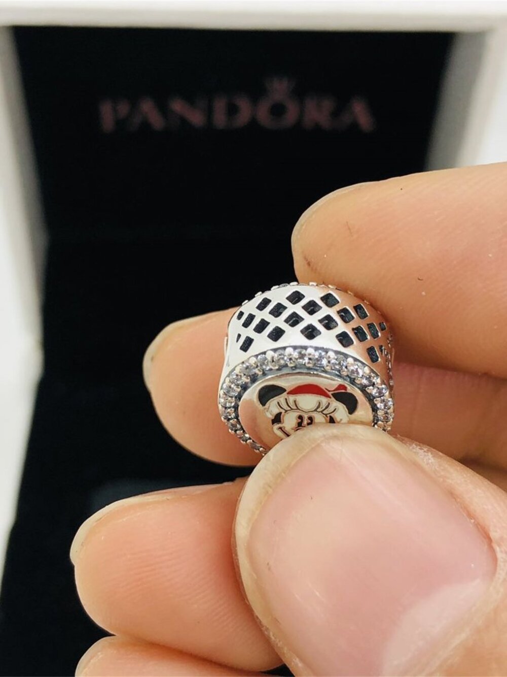 ✨🔥Pandora Happy Holly Days Minnie Charm - Picture 4 of 6